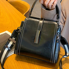 Load image into Gallery viewer, Solid Color Leather Shoulder Bag
