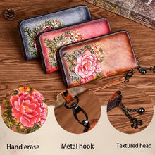 Load image into Gallery viewer, Vintage Clutch Bag
